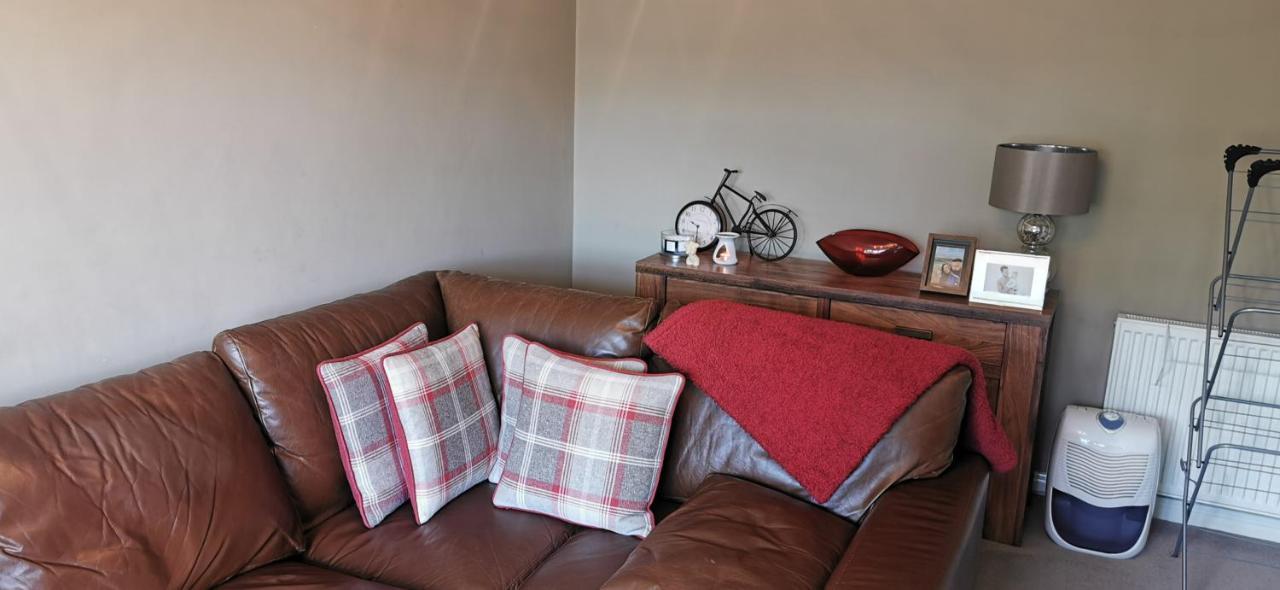 Spring Gardens Holiday Bungalow Cayton Ngoại thất bức ảnh