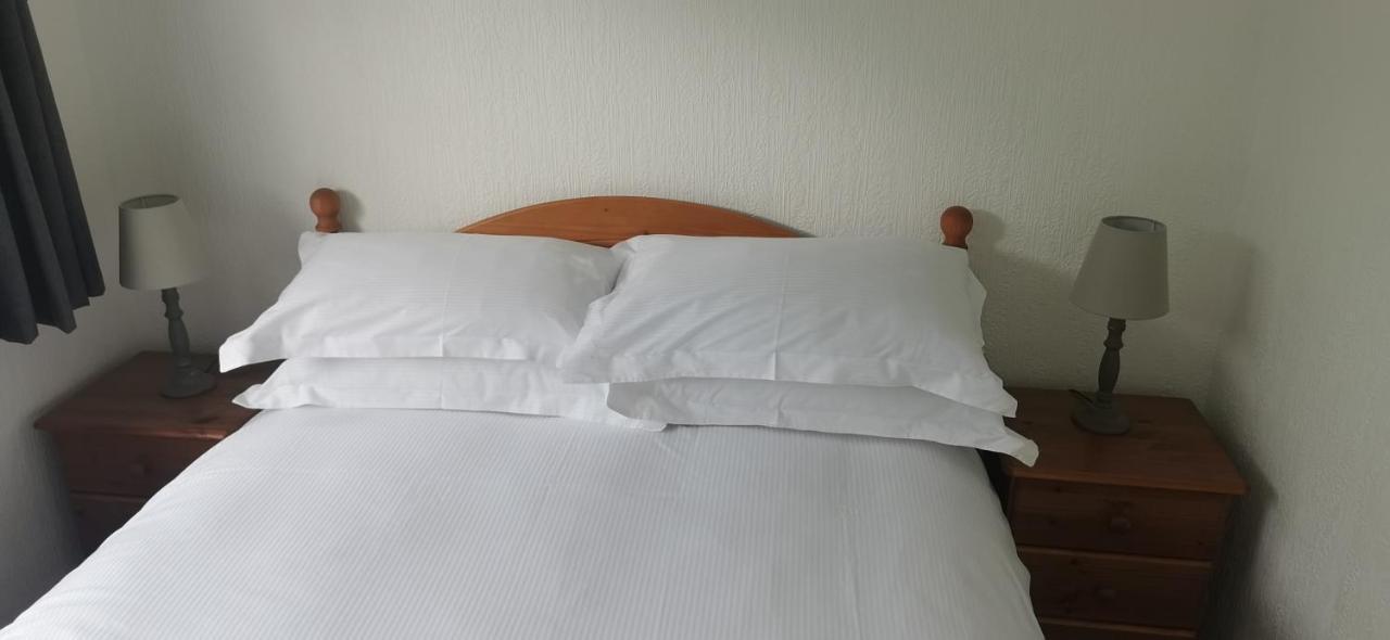 Spring Gardens Holiday Bungalow Cayton Ngoại thất bức ảnh